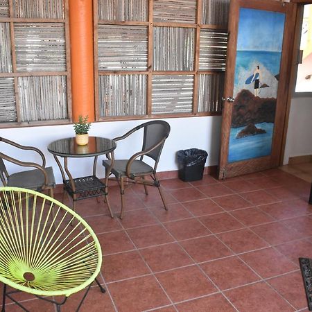 ホテルXimajo Casa Piedra Brisas de Zicatela エクステリア 写真
