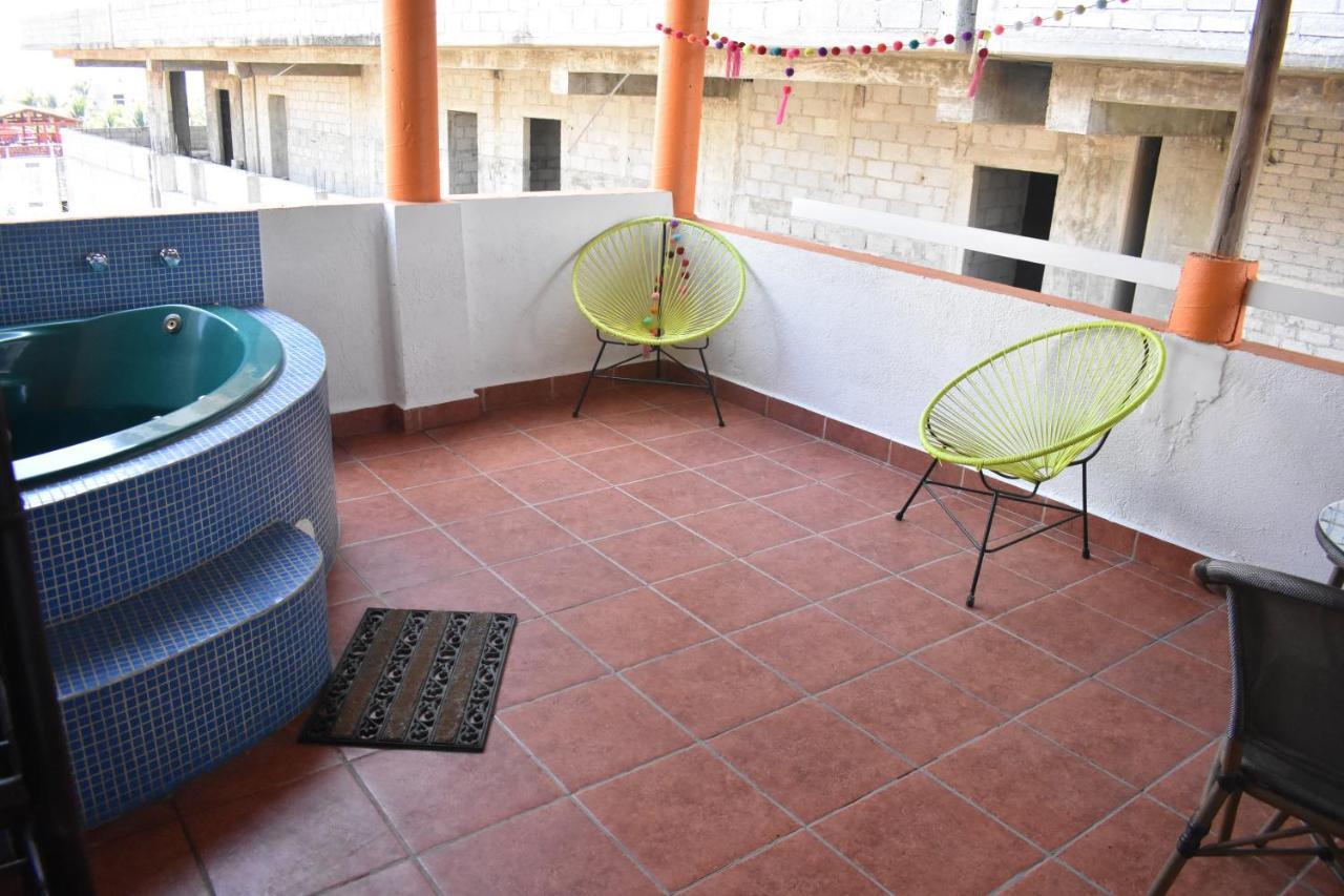 ホテルXimajo Casa Piedra Brisas de Zicatela エクステリア 写真
