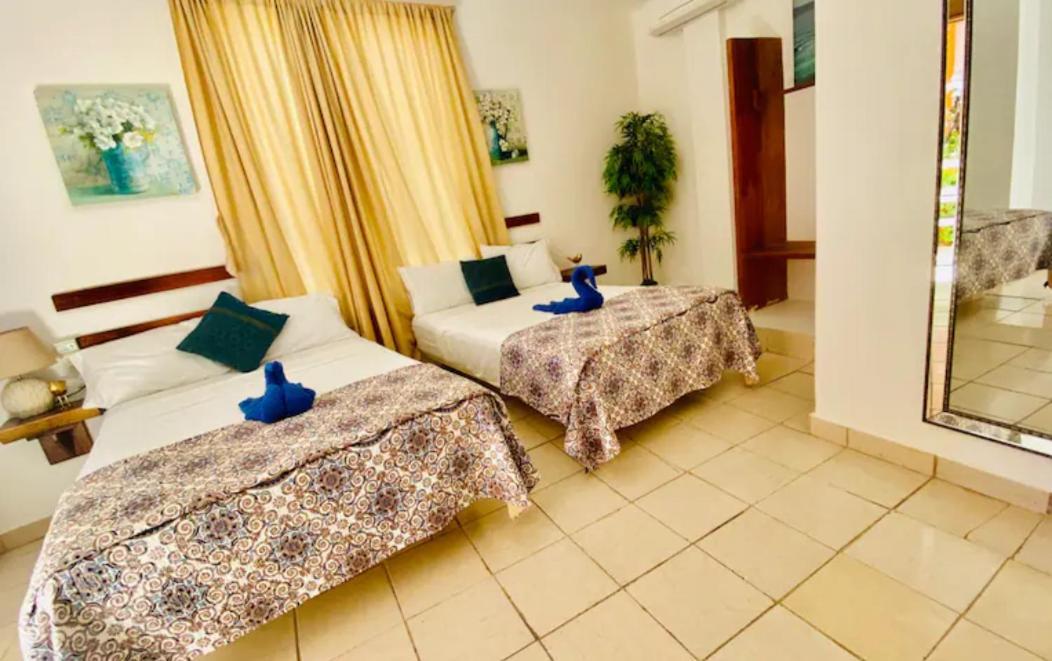 ホテルXimajo Casa Piedra Brisas de Zicatela エクステリア 写真
